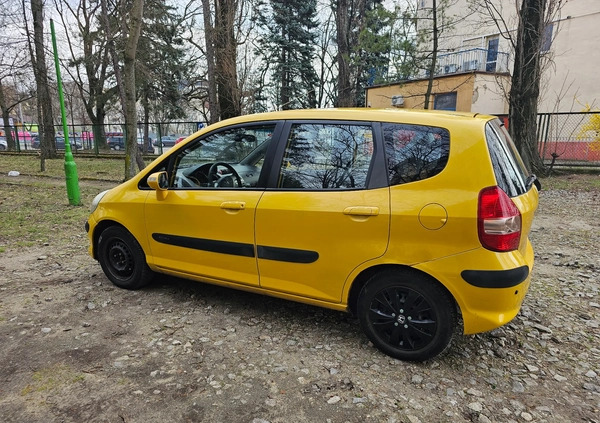 Honda Jazz cena 8000 przebieg: 338061, rok produkcji 2005 z Wrocław małe 29